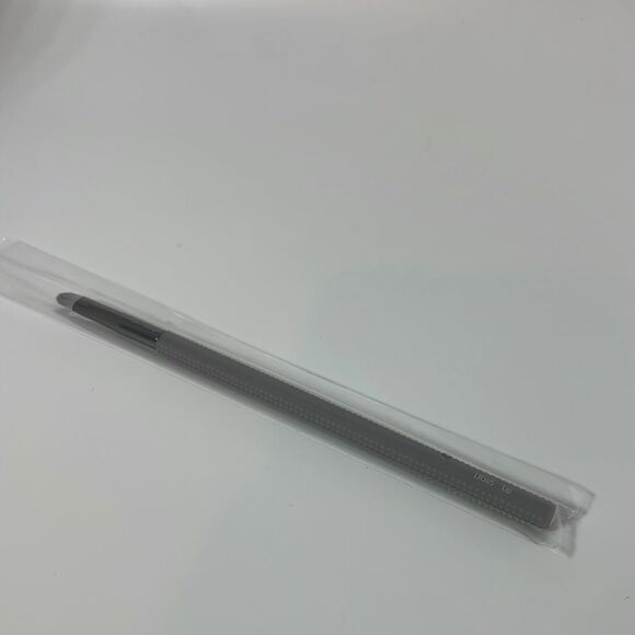 NWT LARUCE Beauty LIP LR165 Makeup Brush - Picture 4 of 6